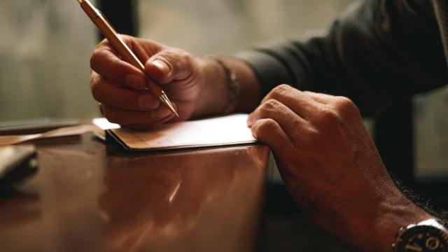 নজর কাড়ে এমন শক্তিশালী বায়োডাটা তৈরি করুন